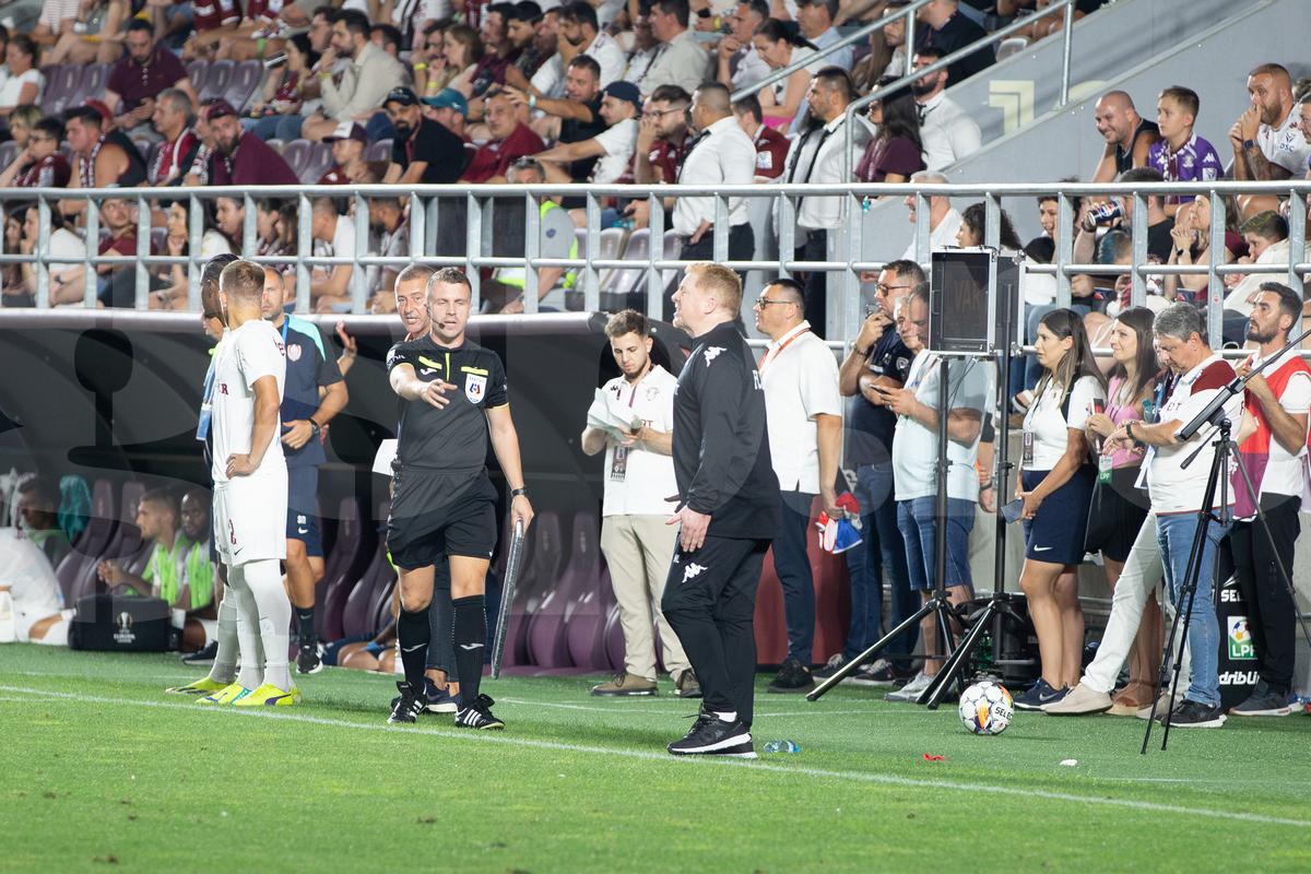 Neil Lennon - Rapid - CFR Cluj