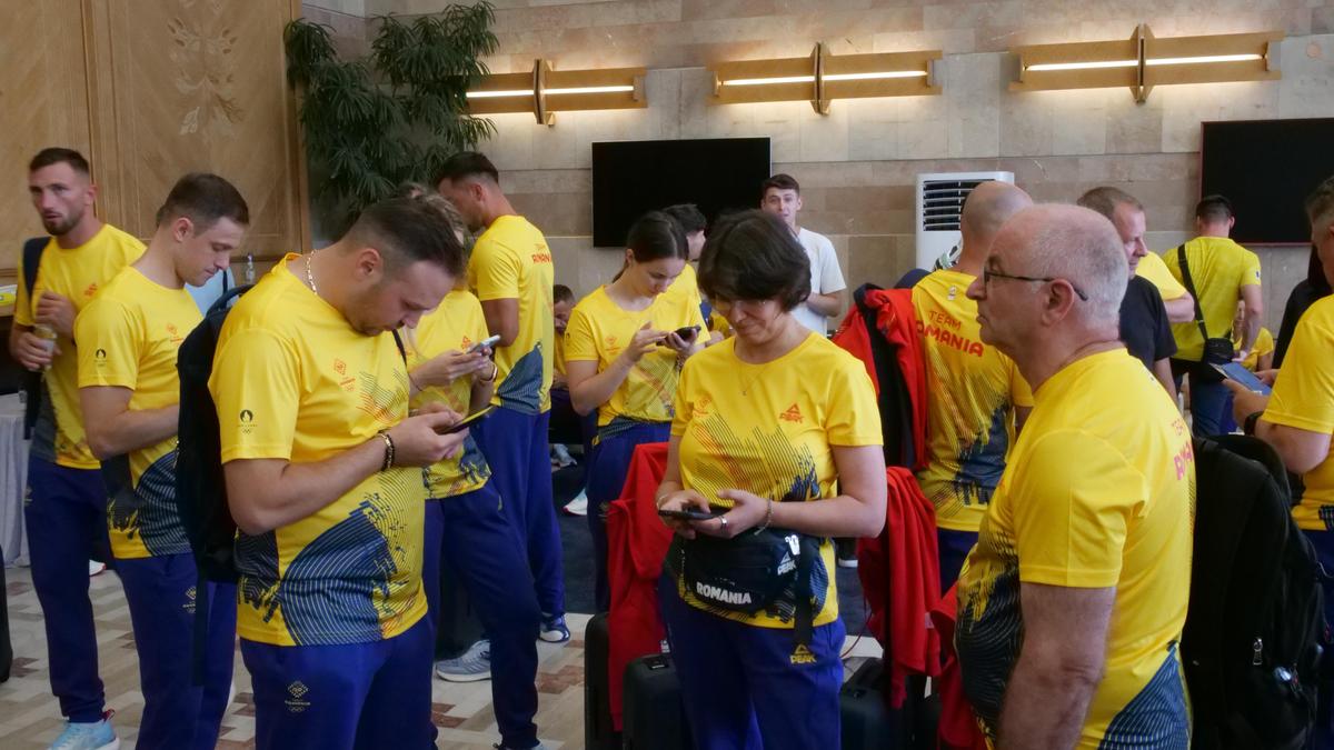 Echipa olimpică a plecat spre Paris: „Să continuăm această poveste frumoasă și să îmbogățim tezaurul României”