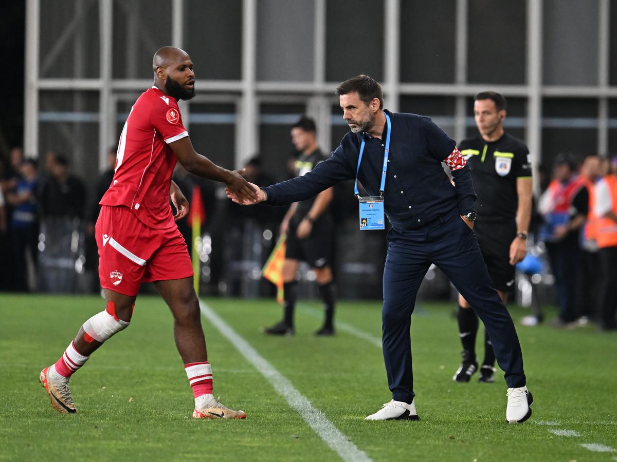 „Suntem în discuții avansate” » Dinamo este foarte aproape de a bifa un nou transfer