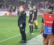 Neil Lennon în timpul meciului Rapid - CFR Cluj. FOTO: Ionuț Iordache (GSP)