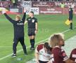 Neil Lennon în timpul meciului Rapid - CFR Cluj. FOTO: Ionuț Iordache (GSP)