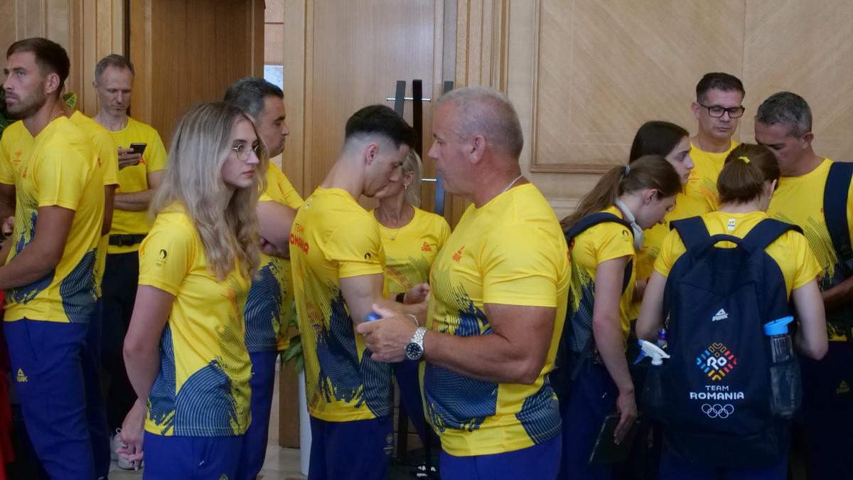 Echipa olimpică a plecat spre Paris: „Să continuăm această poveste frumoasă și să îmbogățim tezaurul României”