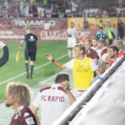 Neil Lennon în timpul meciului Rapid - CFR Cluj. FOTO: Ionuț Iordache (GSP)