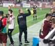 Neil Lennon în timpul meciului Rapid - CFR Cluj. FOTO: Ionuț Iordache (GSP)