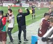 Neil Lennon în timpul meciului Rapid - CFR Cluj. FOTO: Ionuț Iordache (GSP)