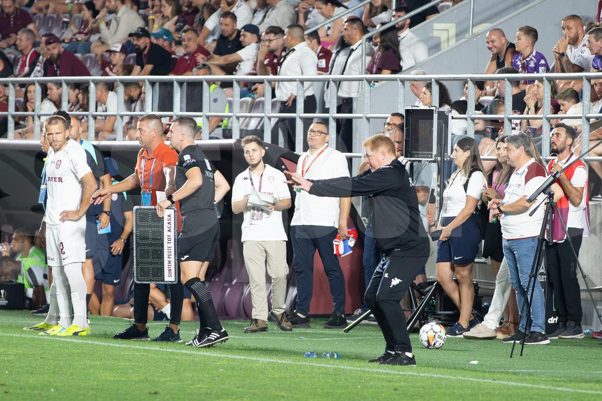 Neil Lennon - Rapid - CFR Cluj