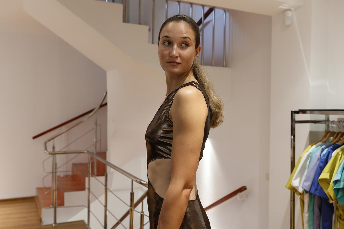 Simona Radiș, așa cum nu ați mai văzut-o niciodată: „Îmi îndeplinesc un vis din copilărie!” + Campioana olimpică și Sabrina Voinea vor fi în premieră vedete pe un podium de modă