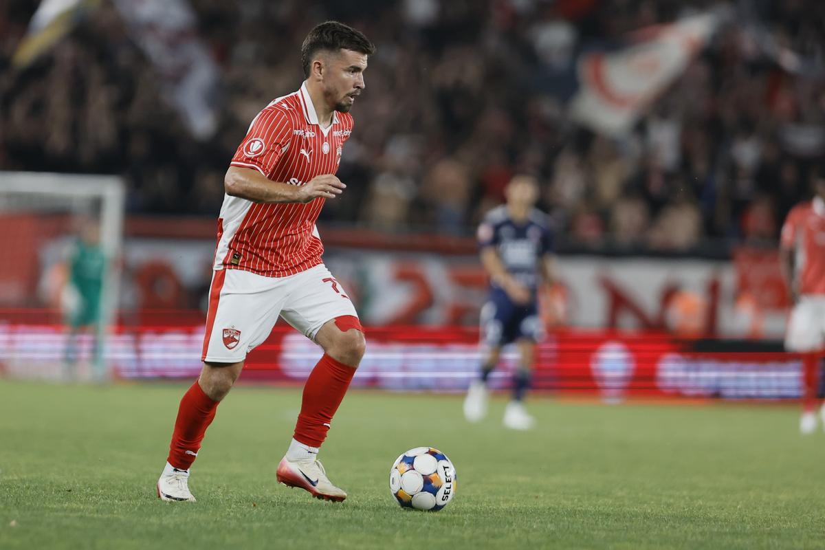 Dinamo - FC Botoșani 0-0 » Iertați de Kopic, pedepsiți de gravitație: „Dacă ar fi venit la FCSB, făcea un duș la pauză”