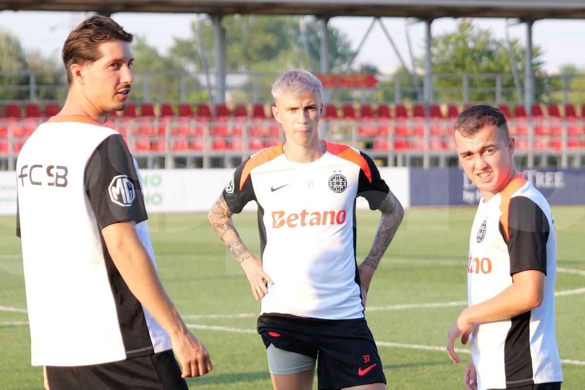 Dennis Politic, OUT din lot pentru Shkendija - FCSB + revenirea confirmată de Elias Charalambous în conferință