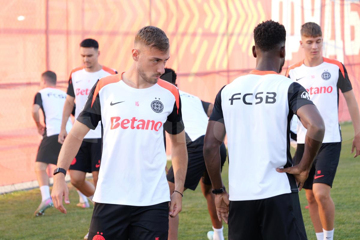 FCSB, antrenament înainte de meciul cu Shkendija // foto: Andrei Furnigă