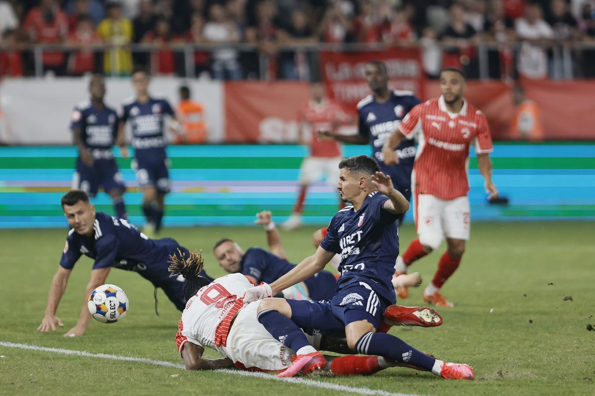 Cele mai tari imagini surprinse în Dinamo - Botoșani, runda 2 din Superliga // foto Cristi Preda (GSP)
