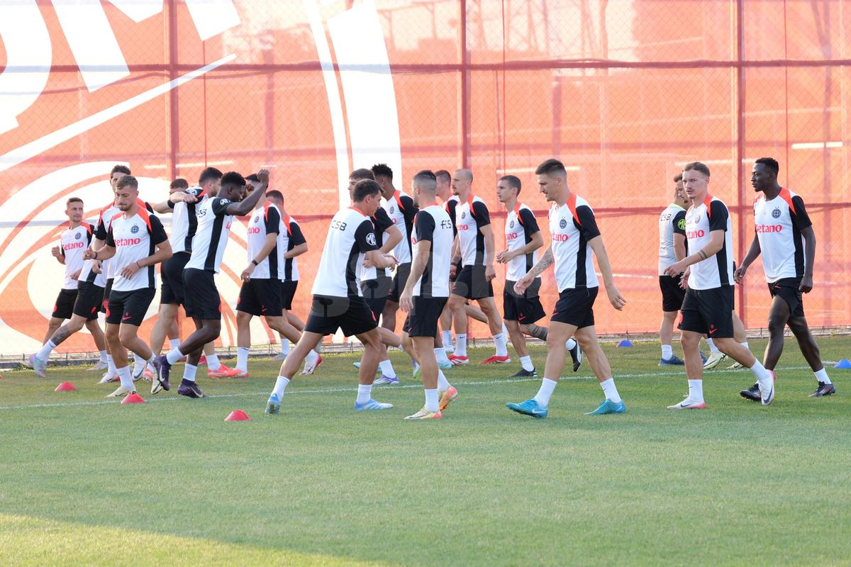 FCSB, antrenament înainte de meciul cu Shkendija // foto: Andrei Furnigă