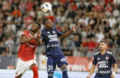 Dinamo - FC Botoșani 0-0 » Iertați de Kopic, pedepsiți de gravitație: „Dacă ar fi venit la FCSB, făcea un duș la pauză”