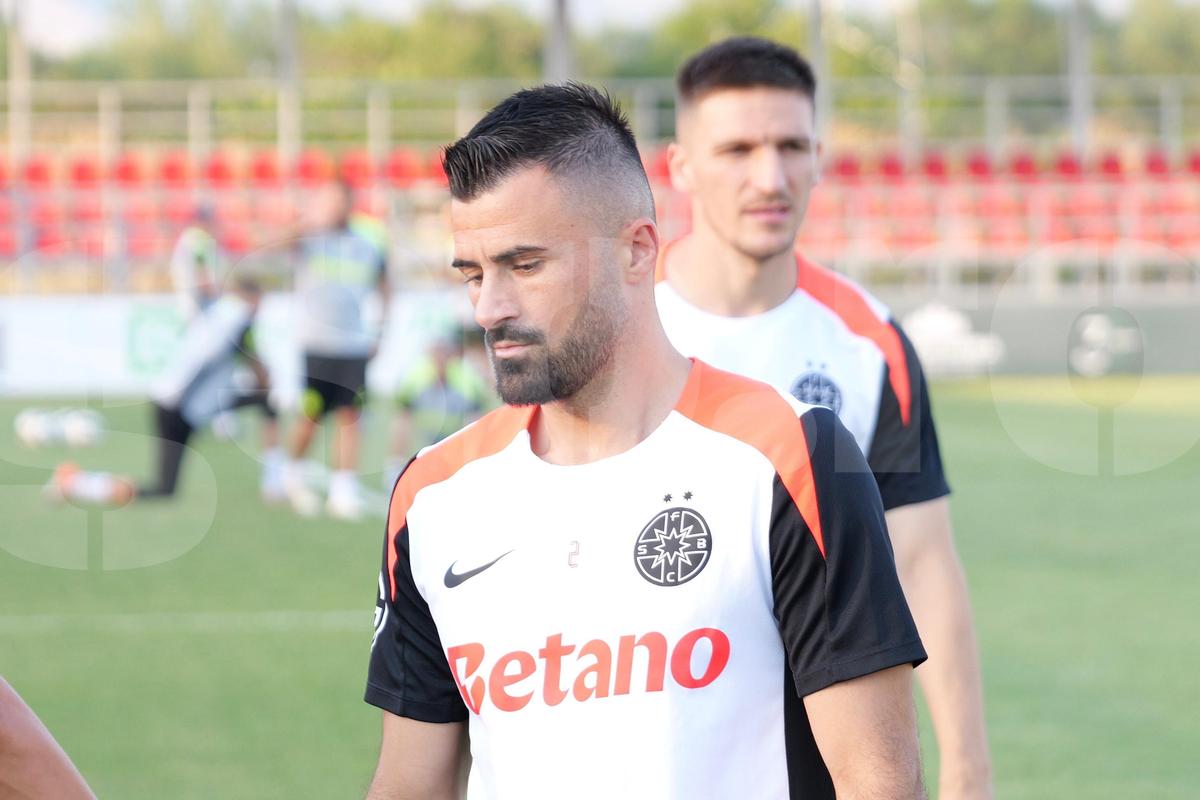 FCSB, antrenament înainte de meciul cu Shkendija // foto: Andrei Furnigă