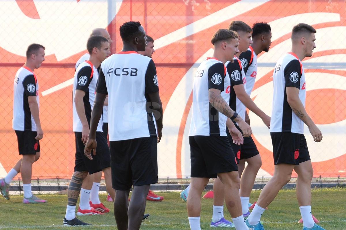 FCSB, antrenament înainte de meciul cu Shkendija // foto: Andrei Furnigă