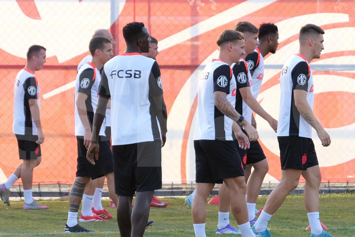 FCSB, antrenament înainte de meciul cu Shkendija // foto: Andrei Furnigă