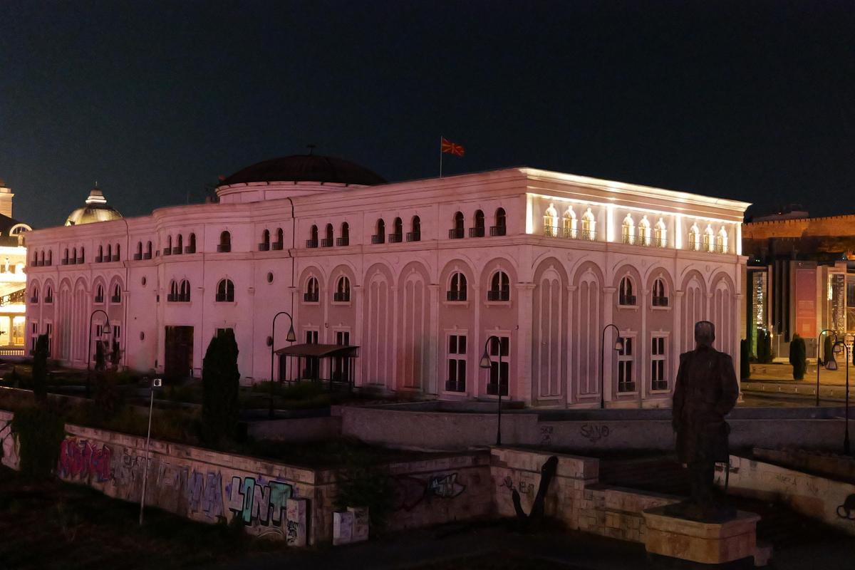 Skopje, capitala statuilor. Un mix între creștinism și islamism, între vechi și nou