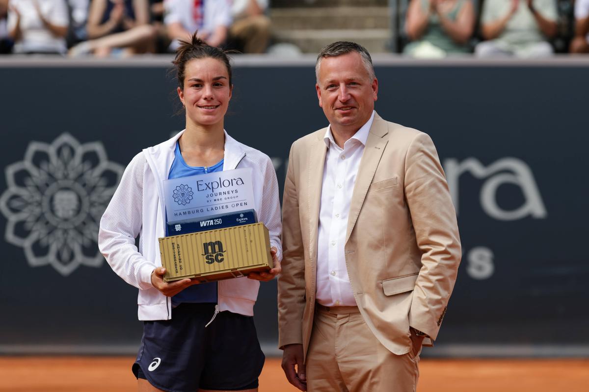 Lois Boisson a câștigat turneul de la Hamburg, primul ei turneu din carieră