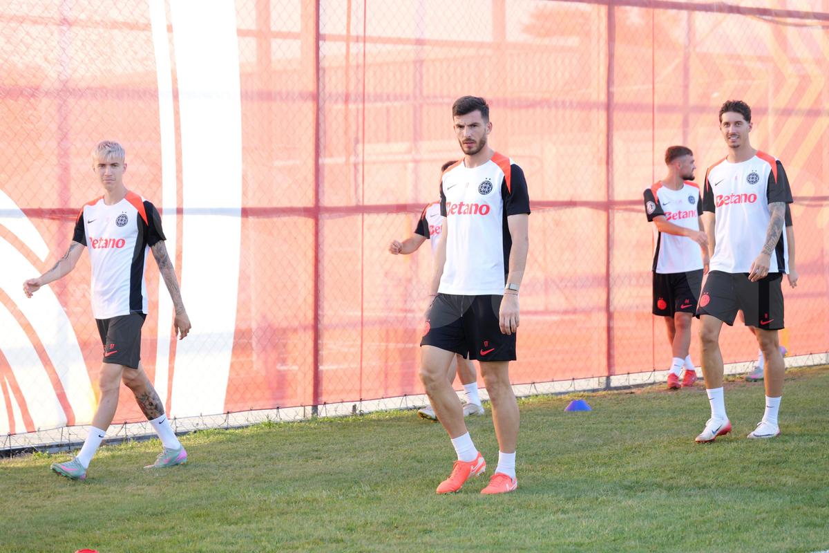 Dennis Politic, OUT din lot pentru Shkendija - FCSB + revenirea confirmată de Elias Charalambous în conferință
