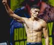 A câștigat lupta din UFC, apoi a pornit către podiumul Versace: „Arăt bine, nu?”