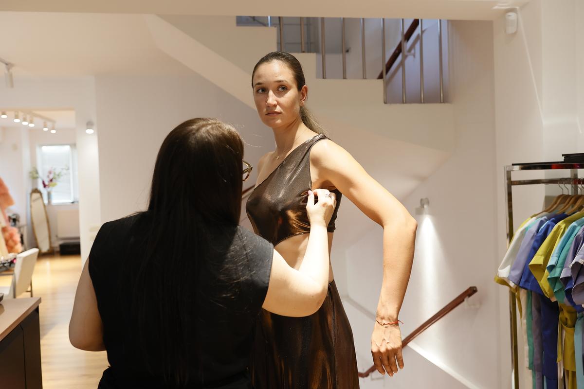 Simona Radiș, așa cum nu ați mai văzut-o niciodată: „Îmi îndeplinesc un vis din copilărie!” + Campioana olimpică și Sabrina Voinea vor fi în premieră vedete pe un podium de modă