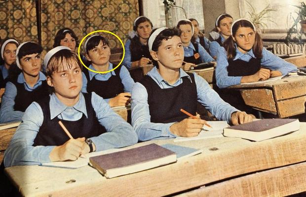 Gazeta publică o poză inexplicabilă » Cine apare în bancă alături de marea Nadia Comăneci: „Nu înțeleg cum e posibilă!”