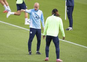 Incredibil! Șeicii lui City fac bani cu obiectele lui Pep Guardiola, spre stupefacția fanilor: „Eu aș fi luat canapeaua”