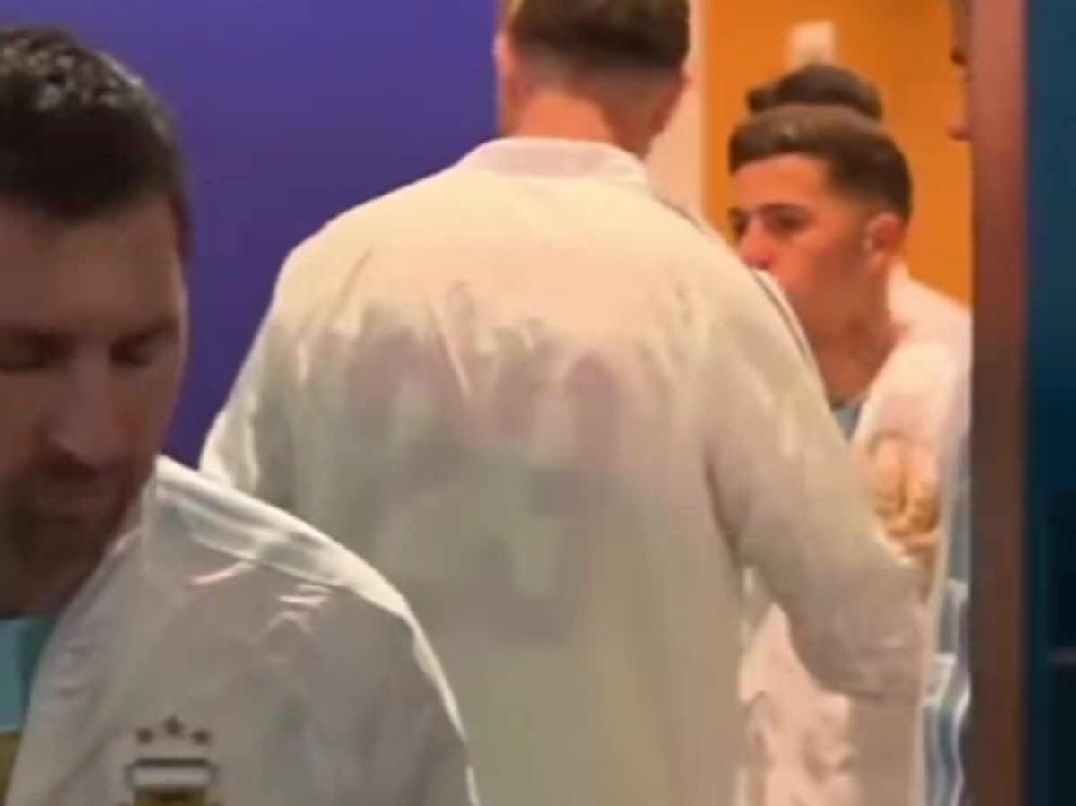 Jucătorii Argentinei, pe tunel, înaintea finalei de Campionat Mondial cu Spania