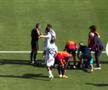 Messi vine lângă arbitru și îi face semn să se uite spre Tagliafico, care se zvârcolea pe gazon