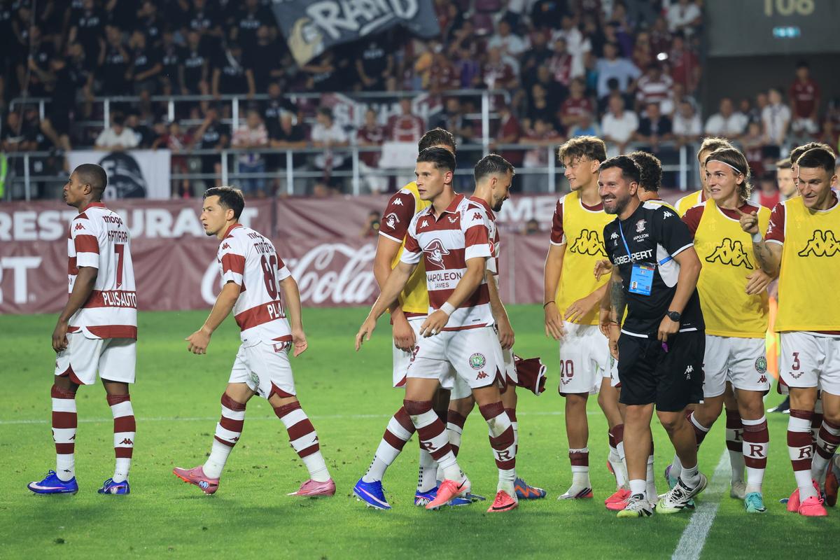 „Jucătorii trebuie să fie conștienți de asta” » Daniel Pancu, declarații războinice, la întoarcerea în Giulești: „Rapid joacă doar derby-uri”