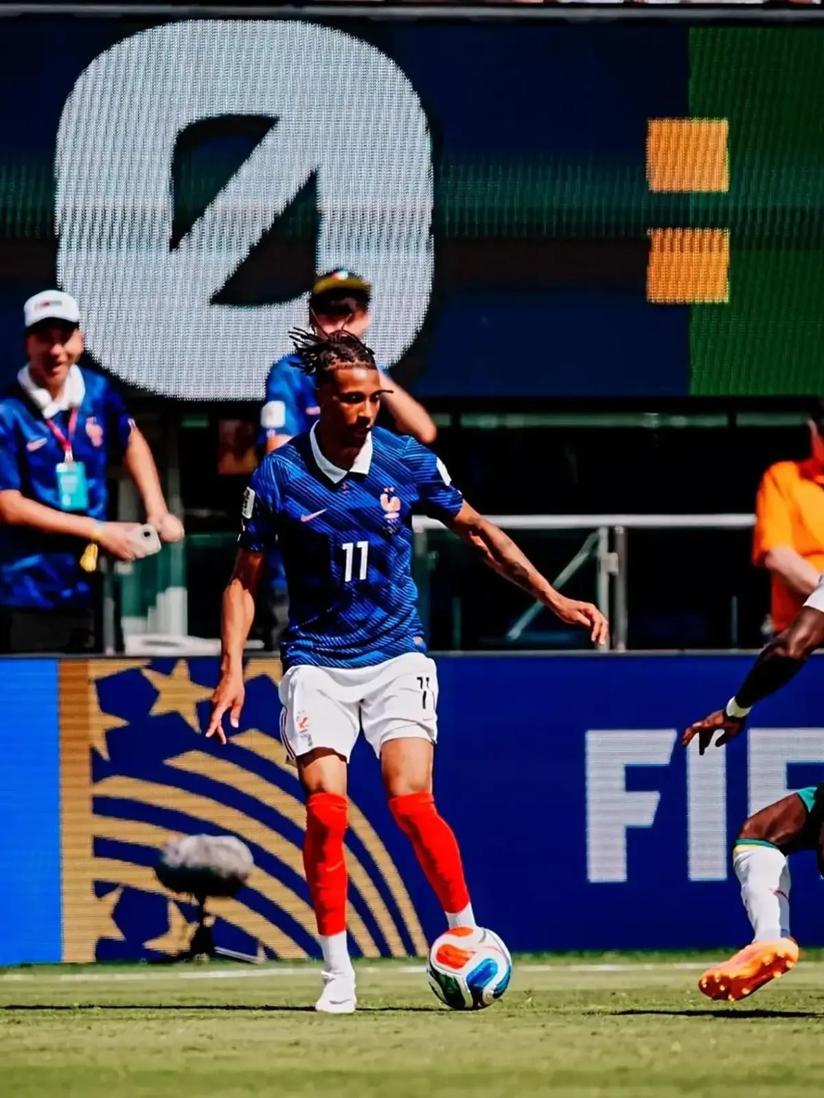 Scandal cu Michael Olise! » Fosta iubită îi aduce acuzații grave fotbalistului plătit cu 14 milioane de euro pe an