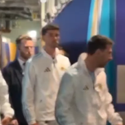 Jucătorii Argentinei, pe tunel, înaintea finalei de Campionat Mondial cu Spania