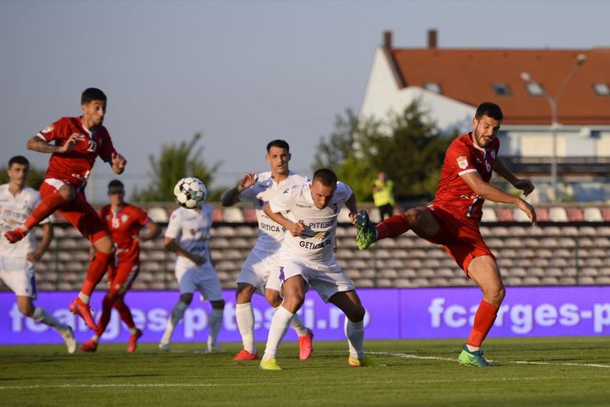 FC Argeș - FC Botoșani 2-3. Marius Croitoru, discurs vulcanic după meci: „Am închiriat degeaba un charter! Nu accept niciodată așa ceva”