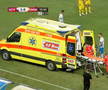 Intrare violentă în finalul meciului CSU Craiova - Gaz Metan! Ambulanța a intrat pe gazon