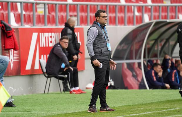 Mihai Teja, după CSU Craiova - Gaz Metan: „Nu ar trebui să existe așa ceva pe un teren de fotbal. Îmi cer eu scuze”