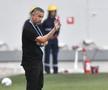 CS Universitatea Craiova a învins-o pe Gaz Metan, scor 1-0, în etapa cu numărul 6 din Liga 1. Laurențiu Reghecampf, antrenorul oltenilor, vede o marjă de progres în jocul echipei sale.