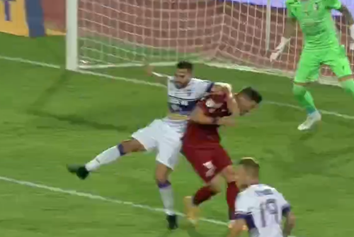 FC Argeș - CFR Cluj | În minutul 36, campioana României ar fi trebuit să beneficieze de o lovitură de la 11 metri.