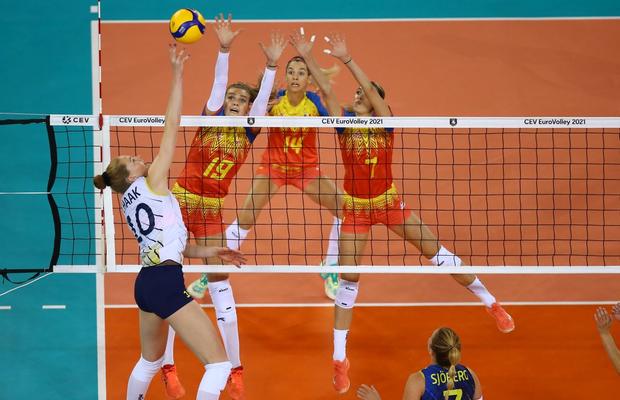 Cine e Isabelle Haak, jucătoarea care a bătut de una singură România la Campionatul European de volei feminin! Contract fabulos la club