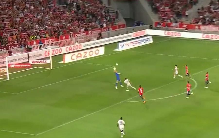 Mbappe îl ridiculizează pe portarul lui Lille, marcând printr-un lob de efect (3) Neymar, Messi și Mbappe au scris istorie în doar 9 secunde! » „Cel mai rapid gol de când facem noi măsurătorile!”