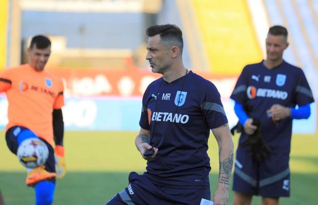 Mirel Rădoi primește întăriri » Cine poate juca la Craiova în locul lui Papp la meciul decisiv din Conference League
