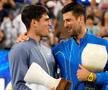 Carlos Alcaraz și Novak Djokovic cu trofeele de la Cincinnati Foto Imago