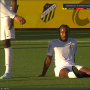 Tidiane Keita s-a accidentat în Hacken - CFR Cluj. FOTO: captură Prima Sport