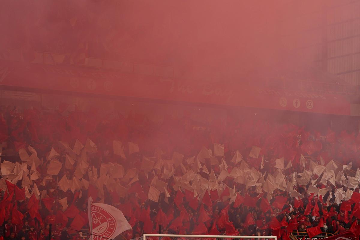 Aberdeen - FCSB 2-2 » „Braveheart” Bîrligea n-a fost de ajuns! În inferioritate numerică, FCSB primește două goluri de la Aberdeen » Dar se vede grupa de Europa League: scor de CALIFICARE!