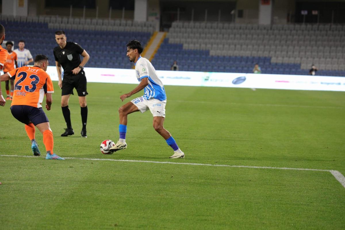 Returul cu Istanbul Bașakșehir dă peste cap Craiova! Câte bilete s-au vândut pentru meciul decisiv din Conference League