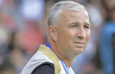Cine va sta pe banca lui CFR Cluj după demisia lui Dan Petrescu