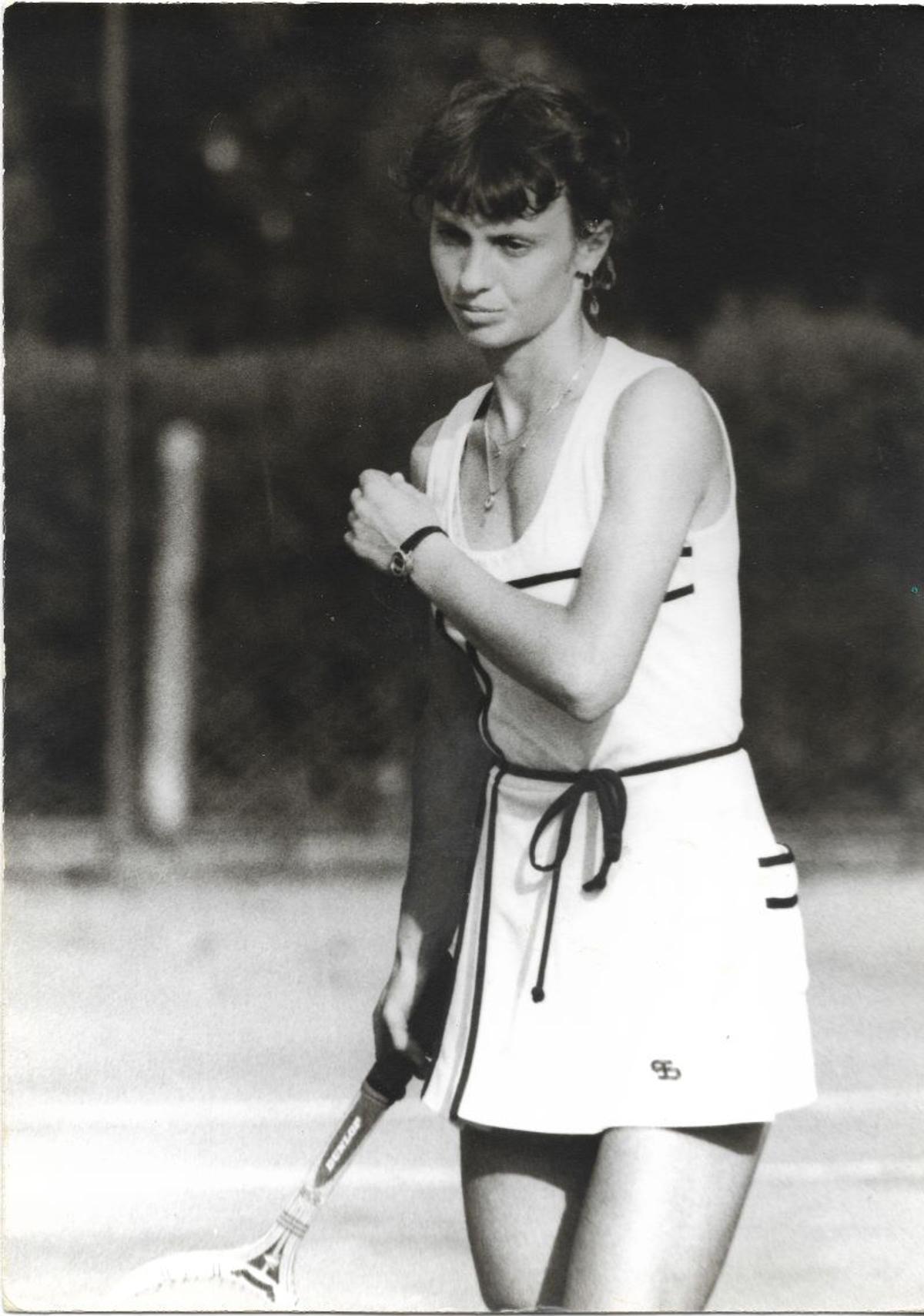 Lucia Romanov, sfertfinalistă de la Roland Garros, și-a descoperit o nouă pasiune, muzica: „Inteligența artificială e un instrument de producție, povestea, emoția, deciziile artistice sunt ale mele”