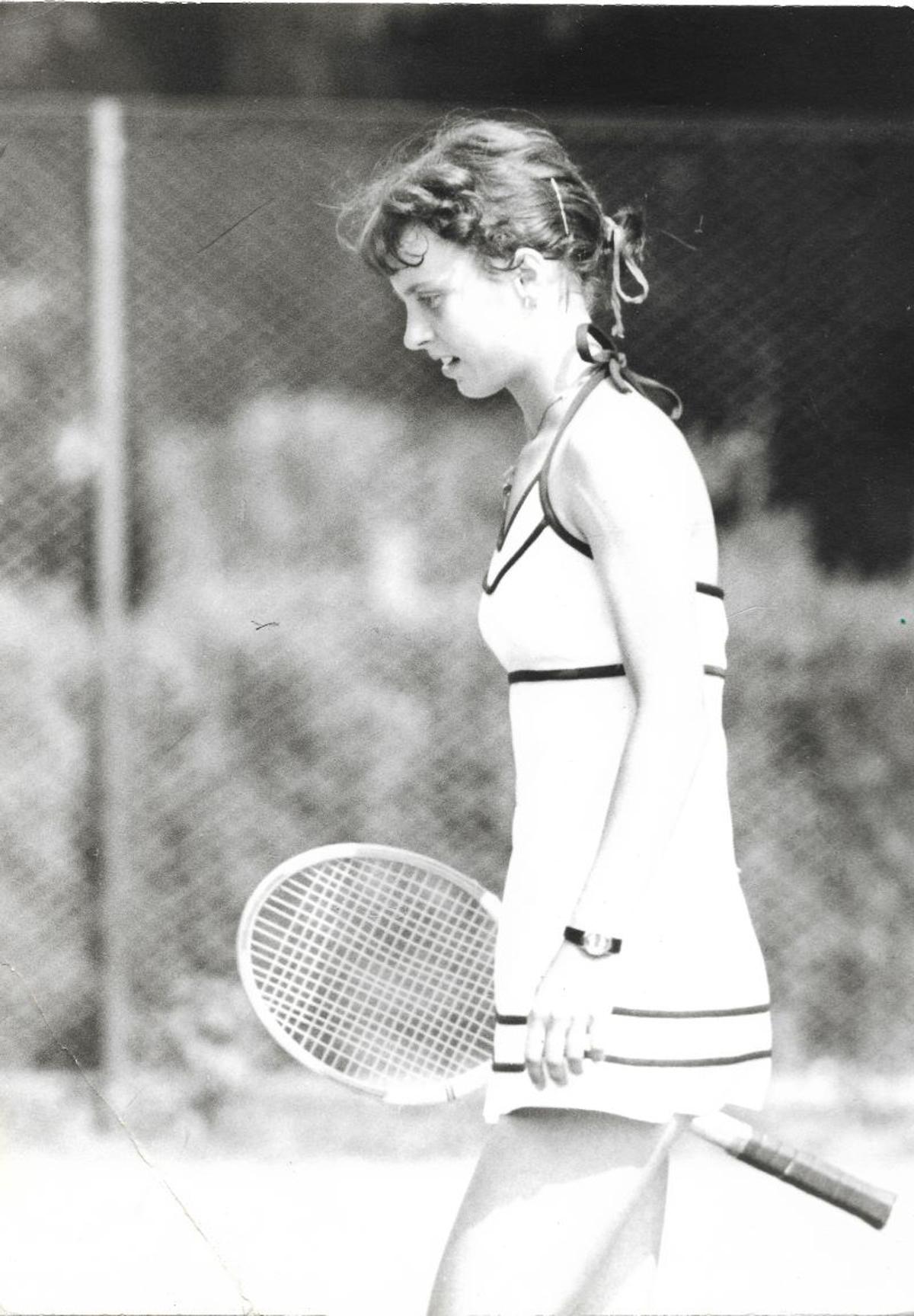 Lucia Romanov, sfertfinalistă de la Roland Garros, și-a descoperit o nouă pasiune, muzica: „Inteligența artificială e un instrument de producție, povestea, emoția, deciziile artistice sunt ale mele”