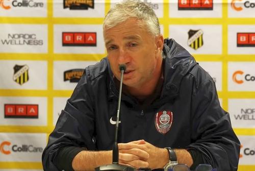 Dan Petrescu nu mai este antrenorul lui CFR Cluj