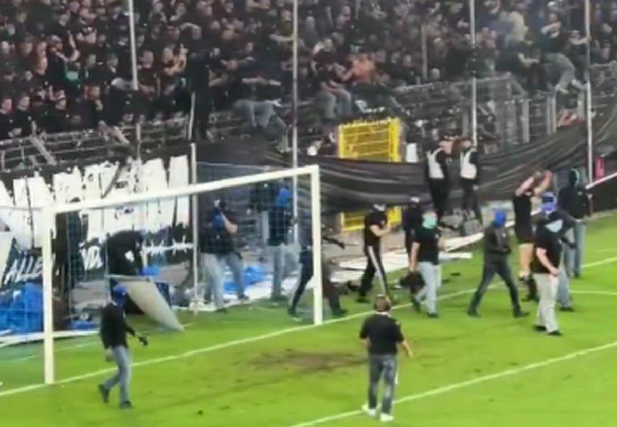Mannheim - Kaiserslautern, întrerupt 20 de minute după scene șocante