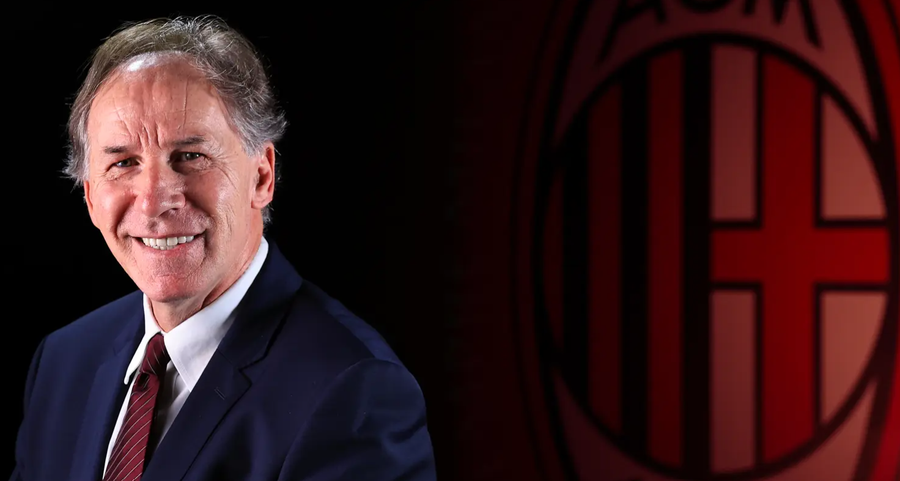 Franco Baresi a câștigat 20 de trofee cu AC Milan și a fost campion mondial cu naționala Italiei în 1982 / Foto: AC Milan Omagiu pentru legenda Milanului: „6 pentru totdeauna” » Emblema de pe tricourile rossonerilor în acest sezon